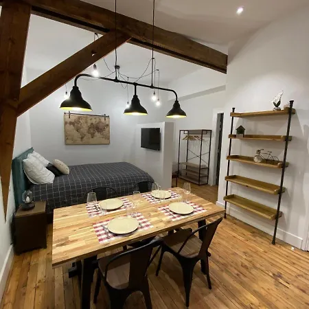 Résidence Adam à Part Apartamento *