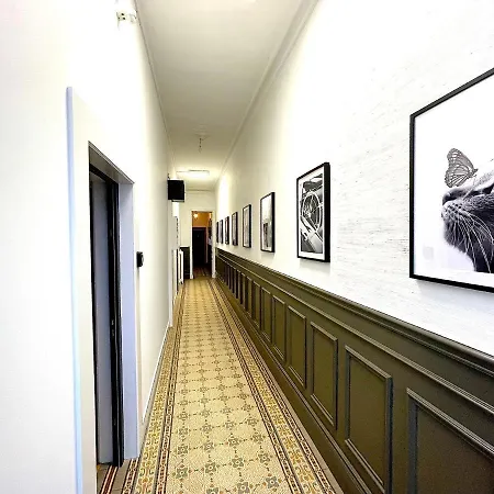 Résidence Adam à Part Apartamento *