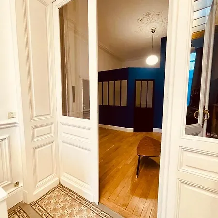 Apartment Adam A Part *