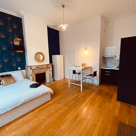 Adam A Part Apartment Valenciennes